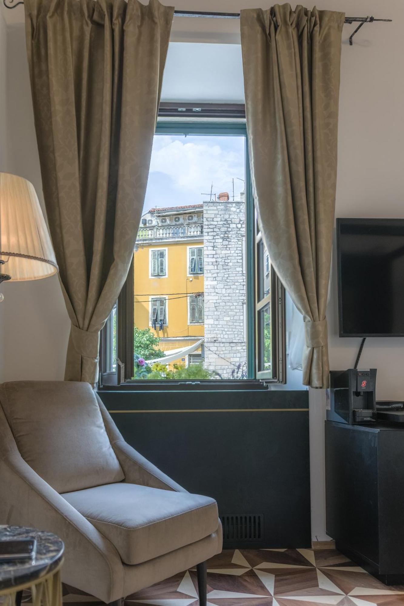 King Kresimir Heritage Hotel (Adults Only) Šibenik Extérieur photo